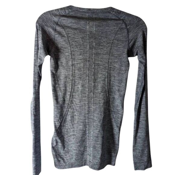 LULULEMON ATHLETICA Swiftly Tech Long Sleeve in Heathered Slate Size 4 - Picture 4 of 4
